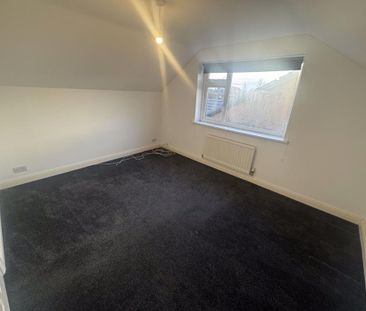 4 bedroom bungalow to rent - Photo 4
