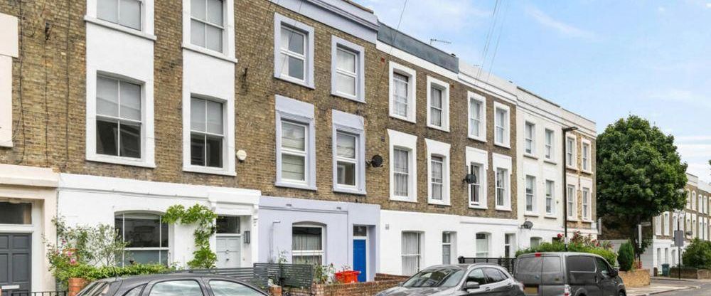 4 bedroom flat to rent - Photo 1