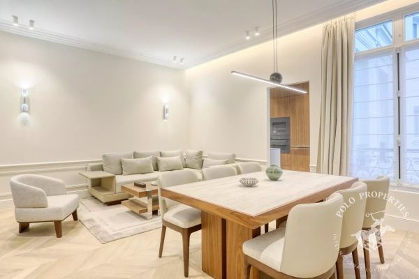 Appartement à louer à Paris 8Ème - Photo 1