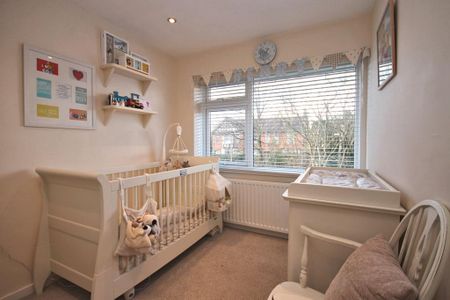 3 bedroom semi-detached house to rent - Photo 5