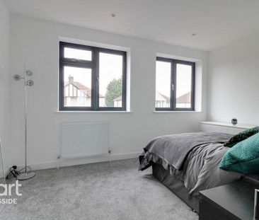 3 bedroom terraced house to rent - Photo 3