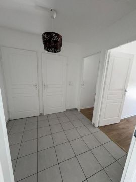 Appartement 4 pièces 93.79 m² - Photo 2