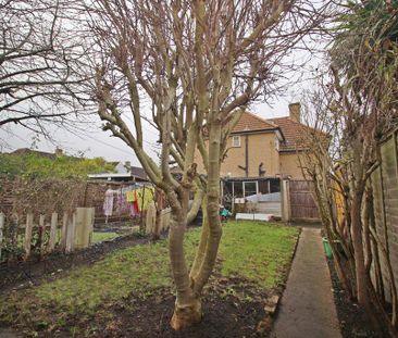 3 bedroom terraced house to rent - Photo 6