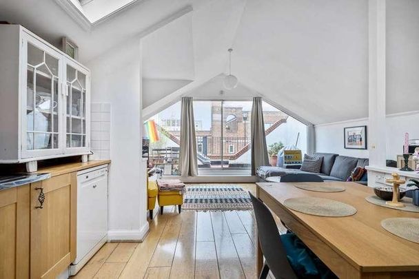 Golborne Road, North Kensington, W10 - Photo 1