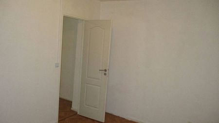 Appartement Forbach 2 piece(s) 45 m2 - Photo 4