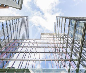 37 Clarendon Road, Watford - Photo 4