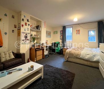 9 Bedroom Mid Terraced House for rent in Kensington Terrace - Photo 6