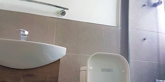 Bedsit, Lucey Way, SE16 - Photo 3