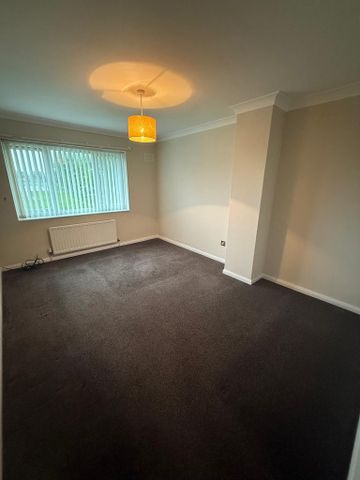 2 bedroom semi-detached house to rent - Photo 5