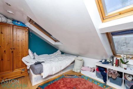 6 bedroom terraced house to rent - Photo 4