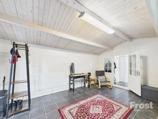 Log Cabin @ Beeches, Oak Stubbs Lane, Dorney Reach,SL6 - Photo 1