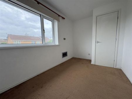 2 bedroom semi-detached house to rent - Photo 4