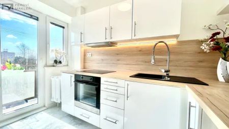 Pronájem bytu 2+kk Ostrava Poruba - Photo 5