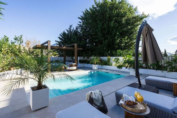 5 bedroom luxury Villa for rent in Marbella, Andalusia - Photo 1