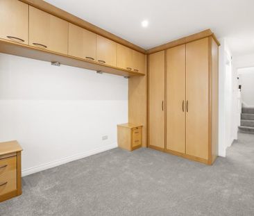 3 bedroom penthouse to rent - Photo 3