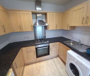 2 bedroom apartment to rent - Photo 3