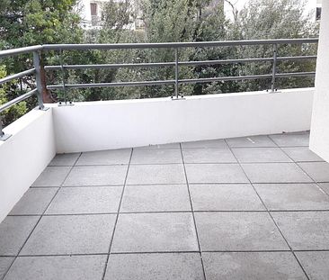 location Appartement T2 DE 38.33m² À MARSEILLE - Photo 2