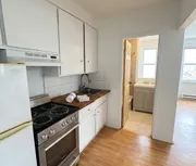1 room apartment of 60m² in Sherbrooke - Photo 1