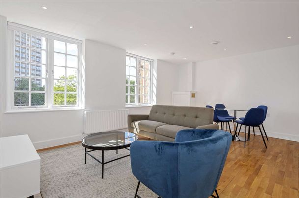 A good sized one bedroom apartment close to Angel Station - Photo 1