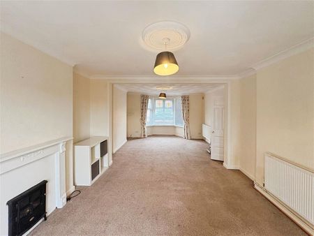 Fairwater Grove East, CARDIFF - Photo 5