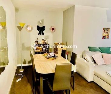 Location Appartement 3 pièces 63 m2 à Corbeil-Essonnes - Photo 2