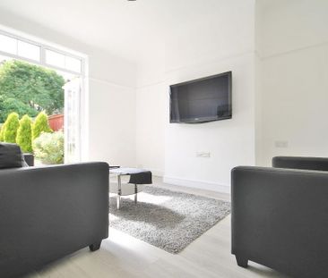 4 bedroom terraced house to rent - Photo 3