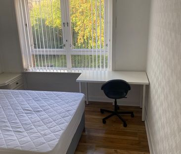 3 Bed Flat, Anniesland Road, G13 - Photo 2