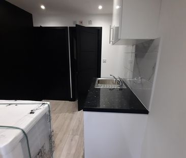 Studio Flat, Whittlesea Road, HA3 - Photo 5