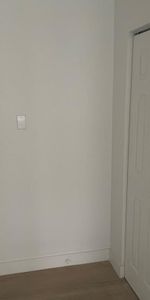 Appartement 3 1/2 rénové au centre-ville - Photo 3