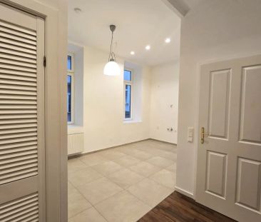 wunderschöne Stilaltbauwohnung ( 2 er WG tauglich ) - Mitten im 9. ... - Photo 6