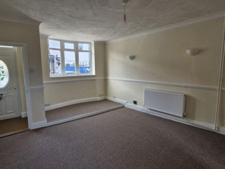 3 bedroom terraced house to rent - Photo 3