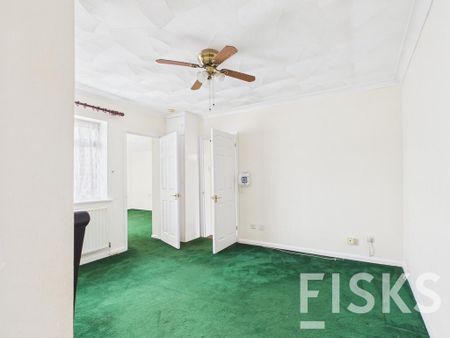 3 bedroom semi-detached bungalow to rent - Photo 2