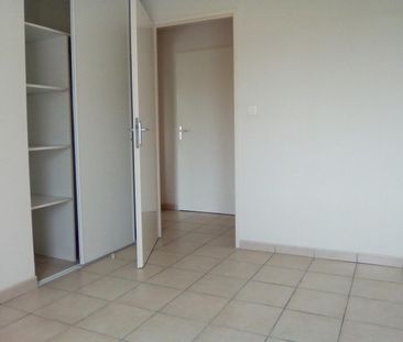 location Appartement T2 DE 41.81m² À ST ESTEVE - Photo 1