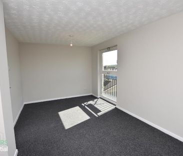 14h Ardmillan Gardens, Rathcoole, Belfast, BT37 9AY - Photo 1