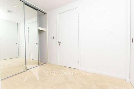 Tidal Basin Road, London, E16 - Photo 4