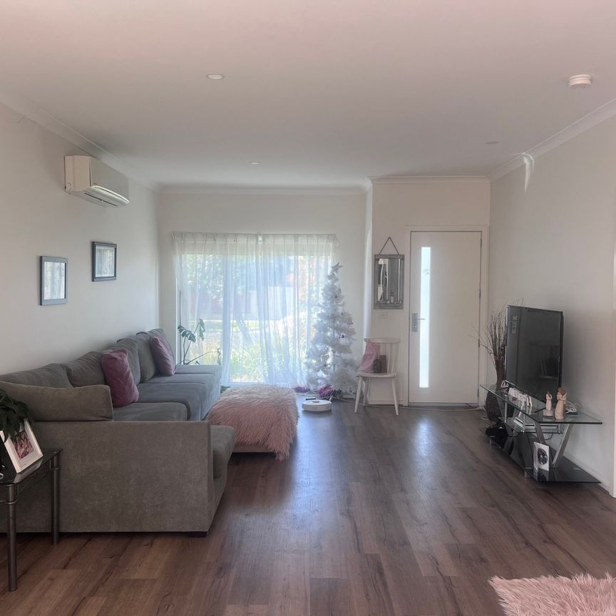 Aspendale - Photo 1