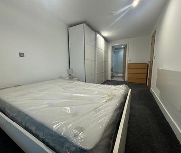 2 bedroom apartment to rent - Photo 3