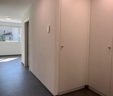 Appartement lumineux de 2.5 pièces au 1er étage avec ascenseur - Photo 5