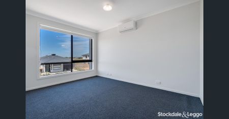 Modern Comfort Meets Effortless Living - Photo 4