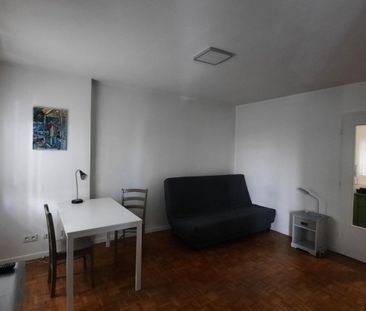 Location Appartement 1 pièce Meublé 30m² LYON 7ème - Photo 1