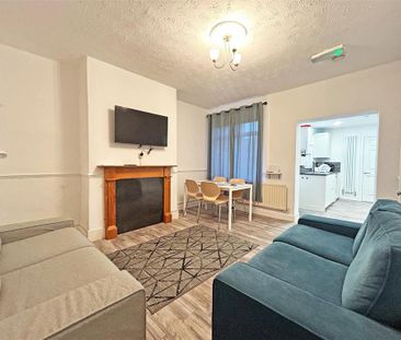 4 bedroom house to rent - Photo 1