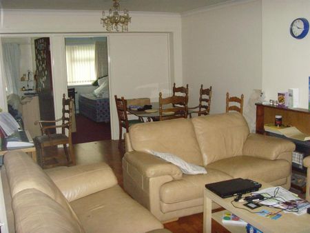 7 bedroom semi-detached house to rent - Photo 2