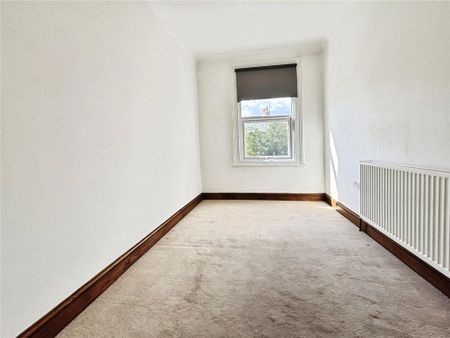 5 bedroom terraced house to rent - Photo 3