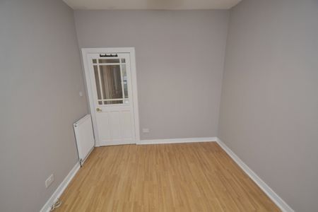 2 bed ground floor flat to rent in Midcroft Avenue, Glasgow, G44 - Photo 4