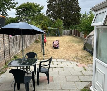 Room in a Shared House, King Alfred Avenue, SE6 - Photo 3