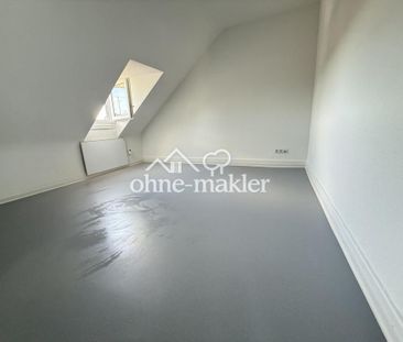 Dachgeschosswohnung in Karlsruhe (Weiherfeld-Dammerstock) - Photo 1