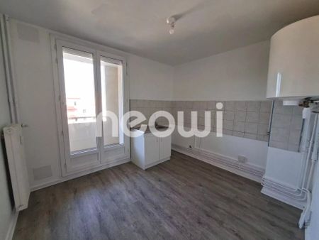 Location Appartement 4 pièces 65m² VILLEFRANCHE SUR SAONE 69400 - Photo 5