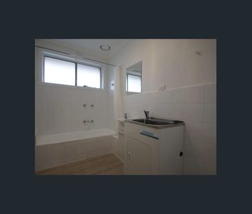 Very Spacious 2BR Apartment Right Near Chadstone! - Photo 6
