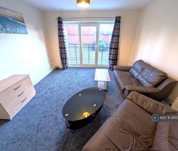 2 bedroom flat to rent - Photo 1