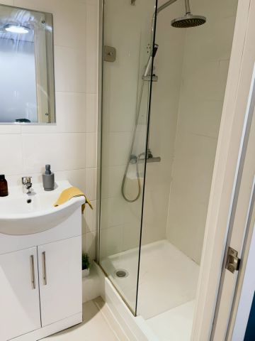 Premium Ensuite - Photo 5